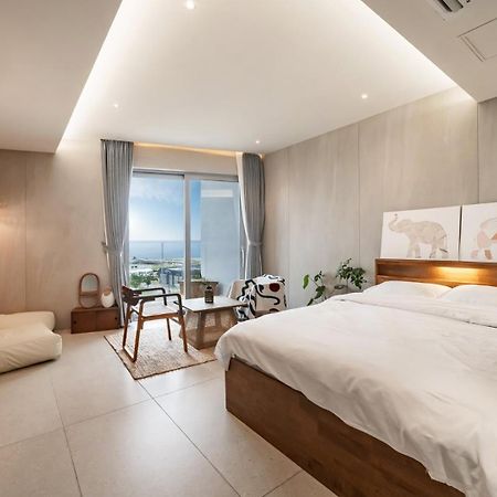 Goseong Gyeoulbada Ocean View Pension Zewnętrze zdjęcie